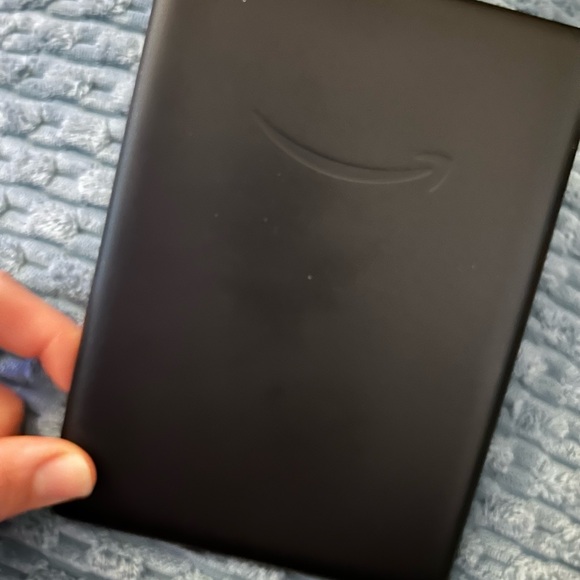 Kindle Paperwhite 11th Generation E-Reader - Picture 7 of 8